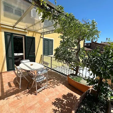 Nicola Apartment *