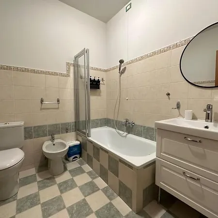 Nicola Apartment *